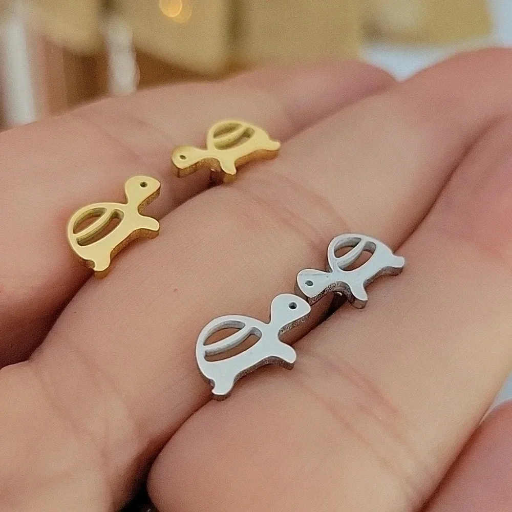🔥LAST PAIR🔥 Turtle Stud Earrings, choice of color - Picture 3 of 4